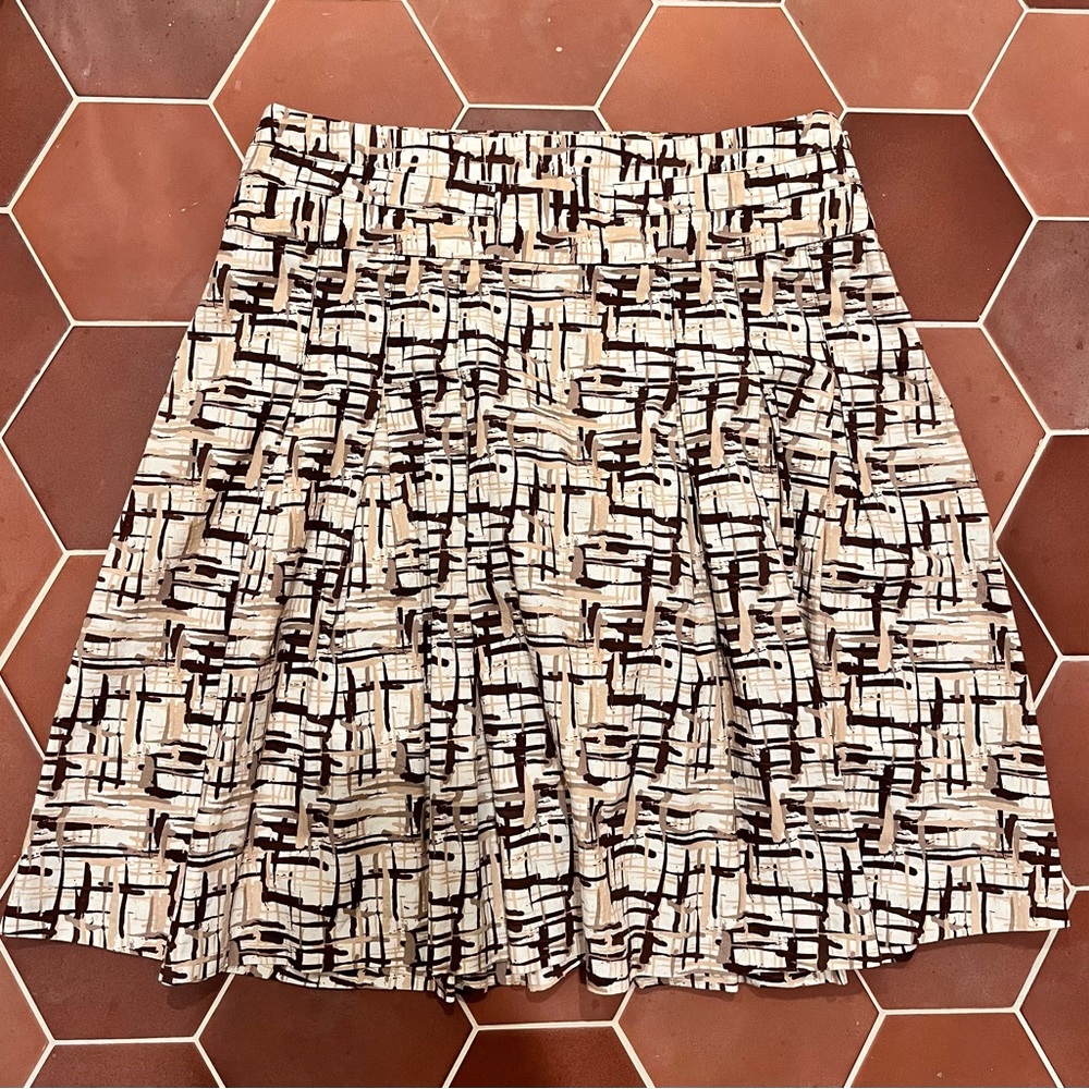 Chic Geometric Patterned Skirt - Black and Cream